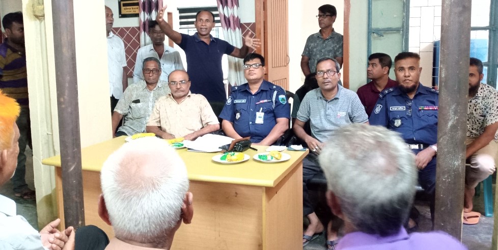 সোনাতলায় দুর্গাপূজা উপলক্ষে প্রাক-প্রস্ততিমুলক সভা অনুষ্ঠিত