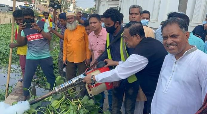 চট্টগ্রামে মশা নিয়ন্ত্রণে গবেষণাগার চালুর ঘোষণা মেয়রের