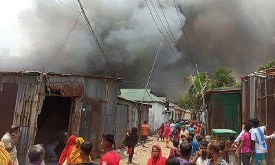 কোনাবাড়িতে ঝুটের গুদামে আগুন, ব্যাপক ক্ষয়ক্ষতি