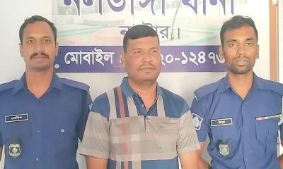 নাটোরে সাবেক পৌর মেয়র মনির গ্রেপ্তার