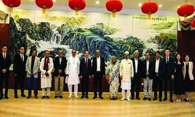 মির্জা ফখরুলসহ চীন সফরে গেল বিএনপির প্রতিনিধি দল
