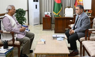 ড. ইউনূসের সঙ্গে সাক্ষাৎ করেছেন সিইসি এএমএম নাসিরউদ্দীন