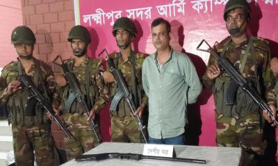 লক্ষ্মীপুরে অস্ত্রসহ যুবদল নেতা আটক