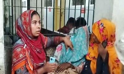 নাটোরে সড়ক দুর্ঘটনায় ভ্যানচালকসহ দুজন নিহত