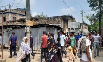 দৌলতপুরে পূর্ব শত্রুতার জেরে মামা-ভাগ্নে খুন