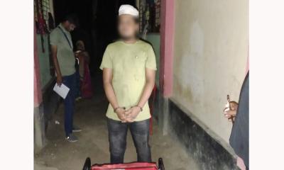 গোয়ালন্দে নুরাল পাগলার দরবার থেকে জেনারেটর চোর গ্রেপ্তার
