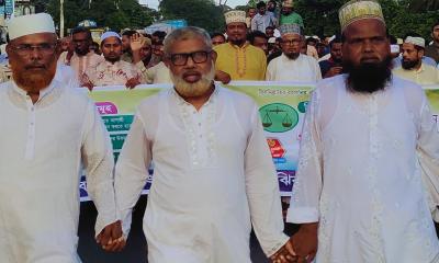 ঝিকরগাছায় জামায়াতের পাঁচ দফা দাবিতে বিক্ষোভ মিছিল
