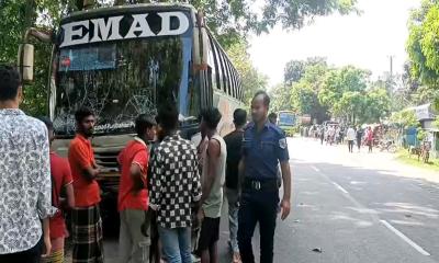 কাশিয়ানীতে বাস-ইজিবাইক সংঘর্ষ, নারীসহ নিহত ৪