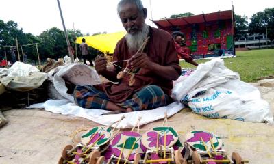 ফুলবাড়ীতে দুর্গাপূজার শতবর্ষী এতিহ্যবাহী দুর্গামেলা অনুষ্ঠিত