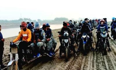 অস্ত্রসহ কাঁকন বাহিনীর ২১ সদস্য আটক