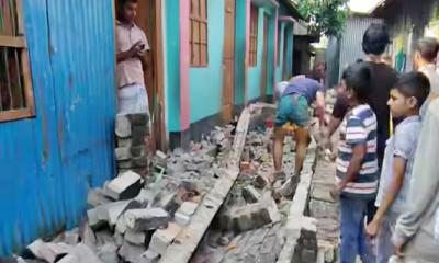 রূপগঞ্জে ভূমিকম্পে দেয়াল ধসে শিশুর মৃত্যু, আহত ২