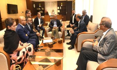 পোশাক শিল্পের সমস্যা ও সমাধানে সুপারিশ চেয়েছেন অর্থমন্ত্রী