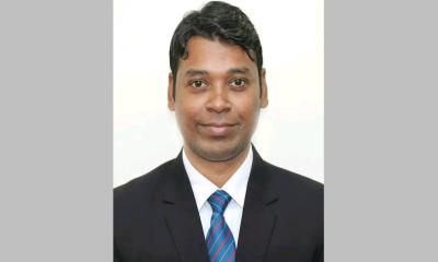 তরুণীর সঙ্গে আপত্তিকর ভিডিও, হাতিয়ার ইউএনও ওএসডি