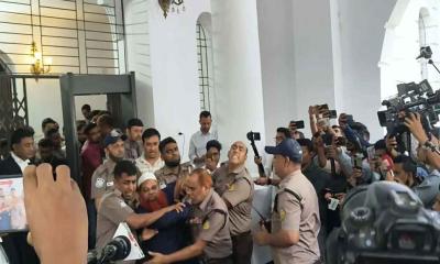 আবু সাইদ হত্যা মামলার রায় ঘোষণার পর আসামিদের ‘জয় বাংলা’ স্লোগান