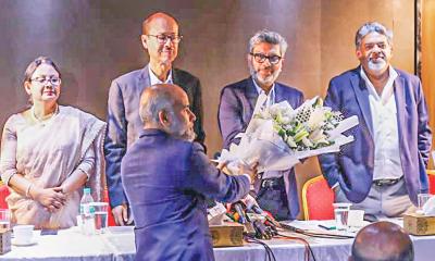 বিএসইসিতে নতুন কমিশন: পুঁজিবাজার সংস্কারে ১০ কর্মসূচি