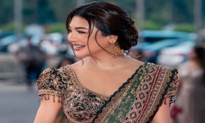 ওপারে জয়ার ‘আজও অর্ধাঙ্গিনী’