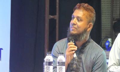 পাকা কলা ঘুষ নেওয়া জেলা পরিষদের সেই আলমগীর বরখাস্ত