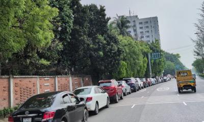 পাম্পে ঢুকলেই লেখা ‘অকটেন নাই’