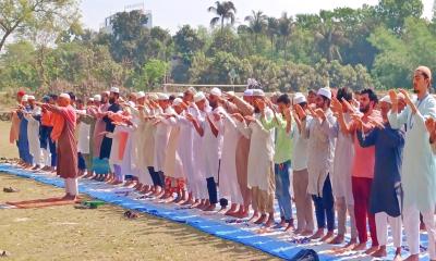 পত্নীতলায় বৃষ্টির জন্য ইসতিসকার নামাজ আদায়