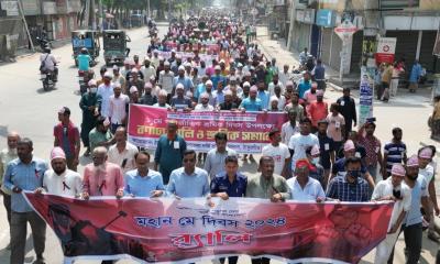 ঠাকুরগাঁওয়ে মে দিবস উপলক্ষে র‌্যালি ও সমাবেশ অনুষ্ঠিত