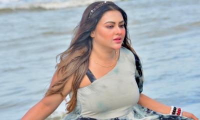 শাহরুখ খান আমার ছোটবেলার ক্রাশ: তানহা তাসনিয়া