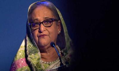 শেখ হাসিনাকে ট্রাইব্যুনালে হাজির হতে পত্রিকায় বিজ্ঞপ্তির নির্দেশ
