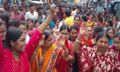 ধর্মীয় ভাবগম্ভীর পরিবেশে শ্রী শ্রী জগন্নাথ দেবের রথযাত্রা
