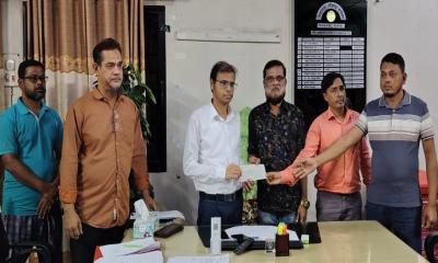 ঝিকরগাছা পৌর প্রশাসকের মানবিক দৃষ্টান্ত 