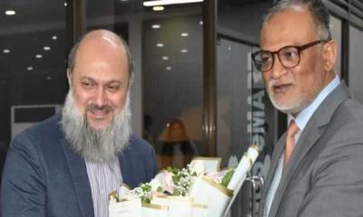 পাকিস্তানের বাণিজ্যমন্ত্রী ঢাকায়
