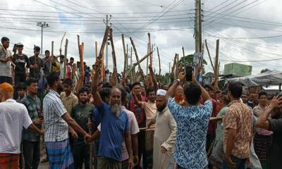 ফরিদপুরে বিক্ষোভ থেকে সড়ক অবরোধ