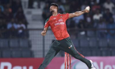 মুস্তাফিজ কখন ভালো পারফর্ম করেন জানালেন কোচ 
