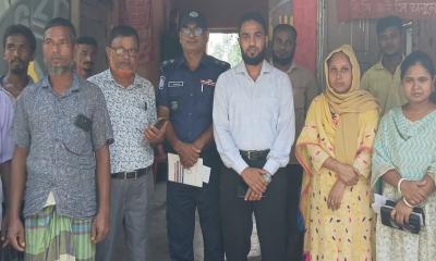 রাজারহাটে অতিরিক্ত দামে সার বিক্রির অপরাধে ডিলারের জরিমানা