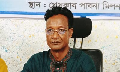 পাবনায় ভুক্তভোগীর সংবাদ সম্মেলন
