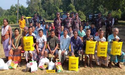 পানছড়িতে বিজিবি কর্তৃক বিবিধ সমগ্রী বিতরণ