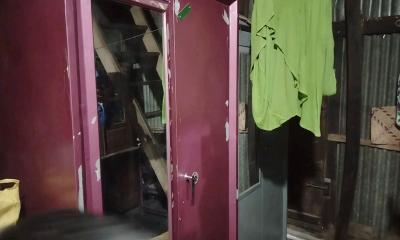 ওসমান হাদির গ্রামের বাড়িতে চুরি