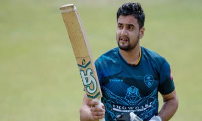 অধিনায়কত্ব হারানোর পর দল থেকেও বাদ