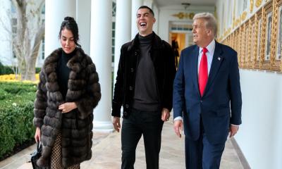 রোনালদোকে ‘সর্বকালের সেরা’ উল্লেখ করে ডাকলেন ট্রাম্প