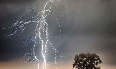 সারাদেশে বজ্রপাতে ১২ জনের মৃত্যু