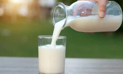 রাতে দুধ খাওয়া কাদের জন্য বিপজ্জনক?