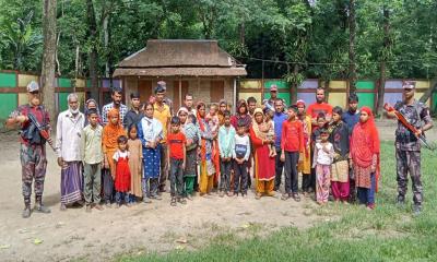 বড়লেখা সীমান্তে ১২১ জনকে পুশ ইন করেছে বিএসএফ