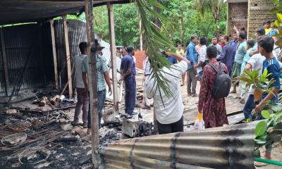 সুজানগরে ভাগিনার বাড়িতে আগুন দিলেন মামা