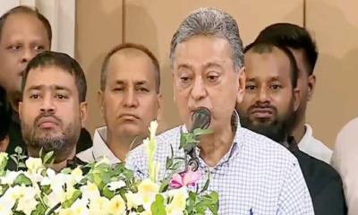 সংসদের বাইরে সংবিধান সংশোধনের কোনো সুযোগ নেই: আমীর খসরু