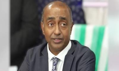 পদে থেকেও নির্বাচন করা যায়, সংবিধানে কোনও বাধা নেই