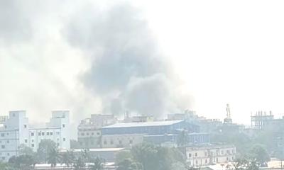 টঙ্গীতে তুলার গুদামে আগুন, নিয়ন্ত্রণে ৭ ইউনিট