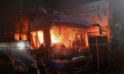 বরিশালে টার্মিনালে শতাধিক বাস ভাঙচুর