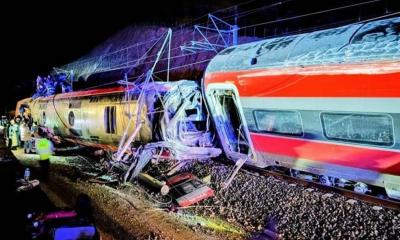 স্পেনে ভয়াবহ ট্রেন দুর্ঘটনা, নিহত অন্তত ২১