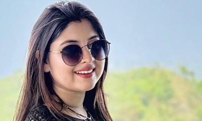 গরমে চোখের যত্নে করণীয়