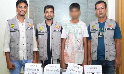 টাকা চুরি দেখে ফেলায় দুই খালাকে খুন