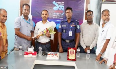 বীরগঞ্জে কালের কণ্ঠ মাল্টিমিডিয়ার ১ম প্রতিষ্ঠাবার্ষিকী উদযাপন