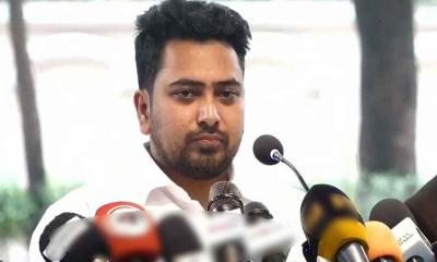 দ্রুত সিদ্ধান্ত না আসলে সারা দেশ থেকে ঢাকা মার্চ: নাহিদ ইসলাম